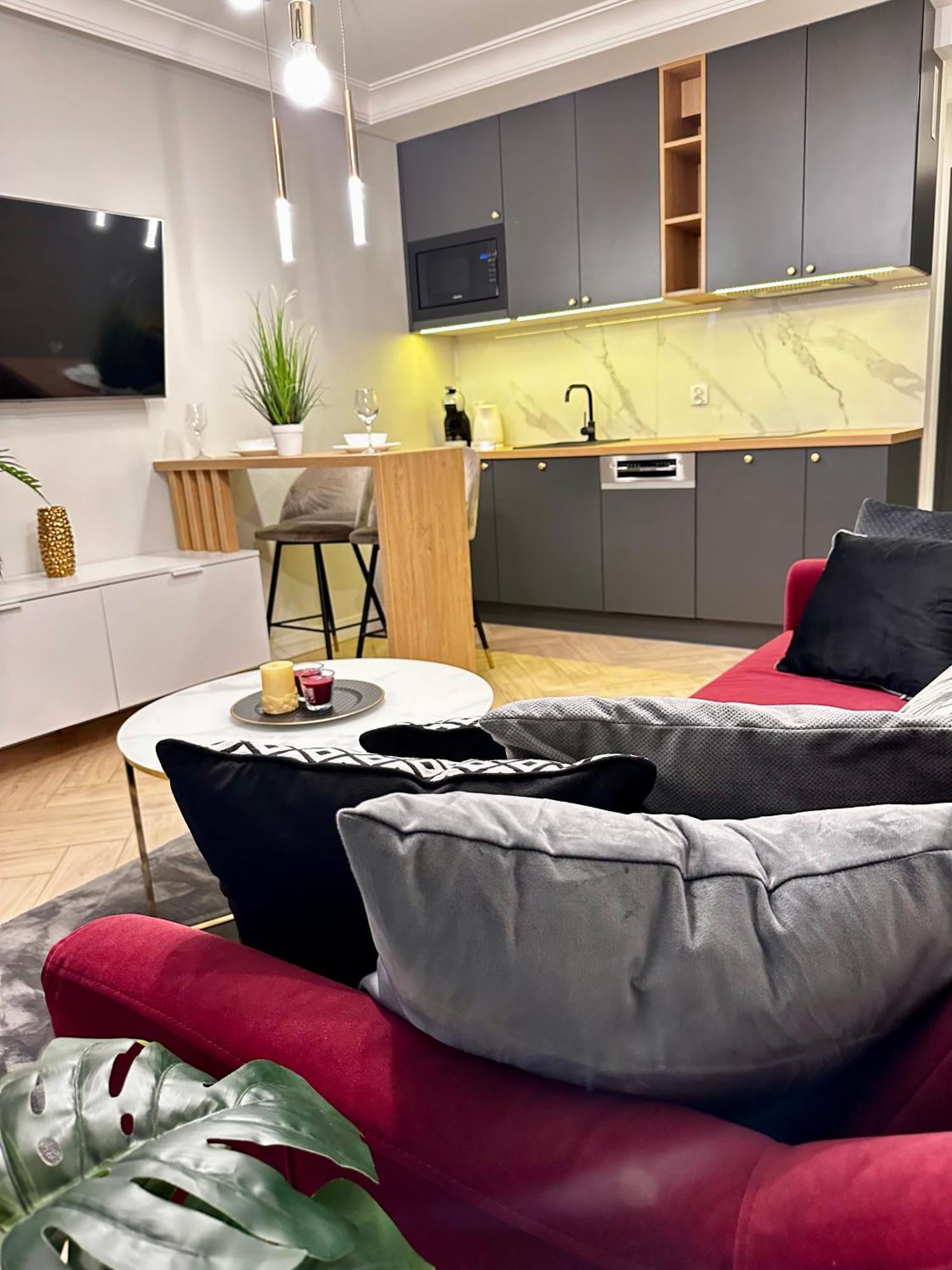 Apartamenty Kielce- Apartament Saphire Przy Zalew Kielecki, Faktura, Parking, Centrum Ngoại thất bức ảnh