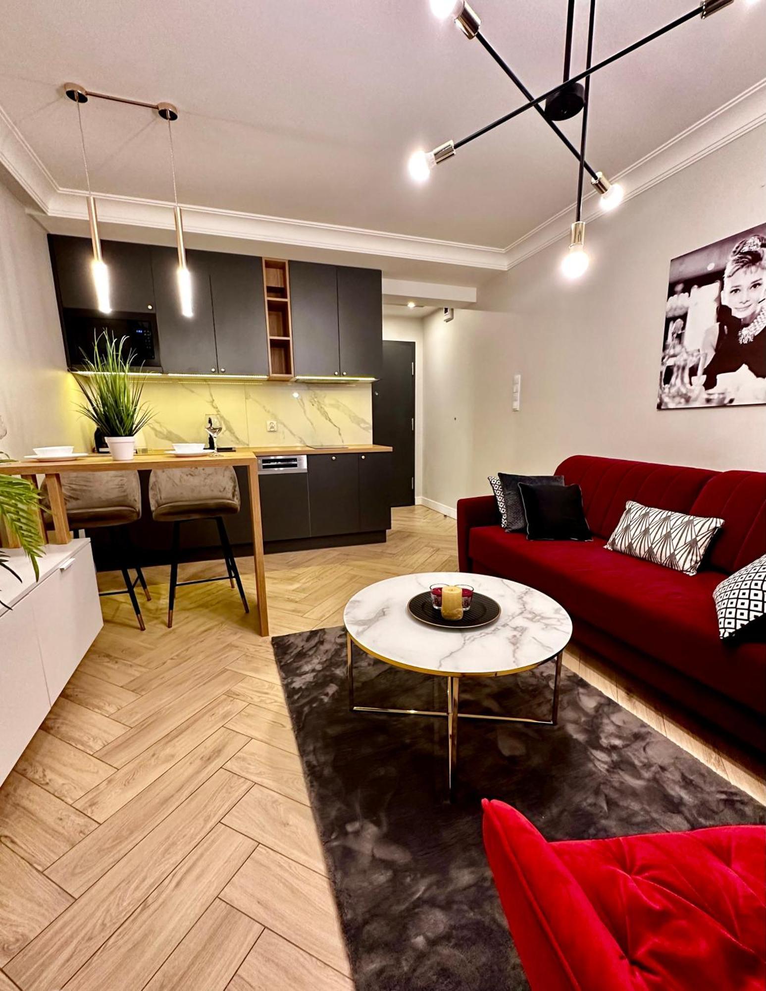 Apartamenty Kielce- Apartament Saphire Przy Zalew Kielecki, Faktura, Parking, Centrum Ngoại thất bức ảnh