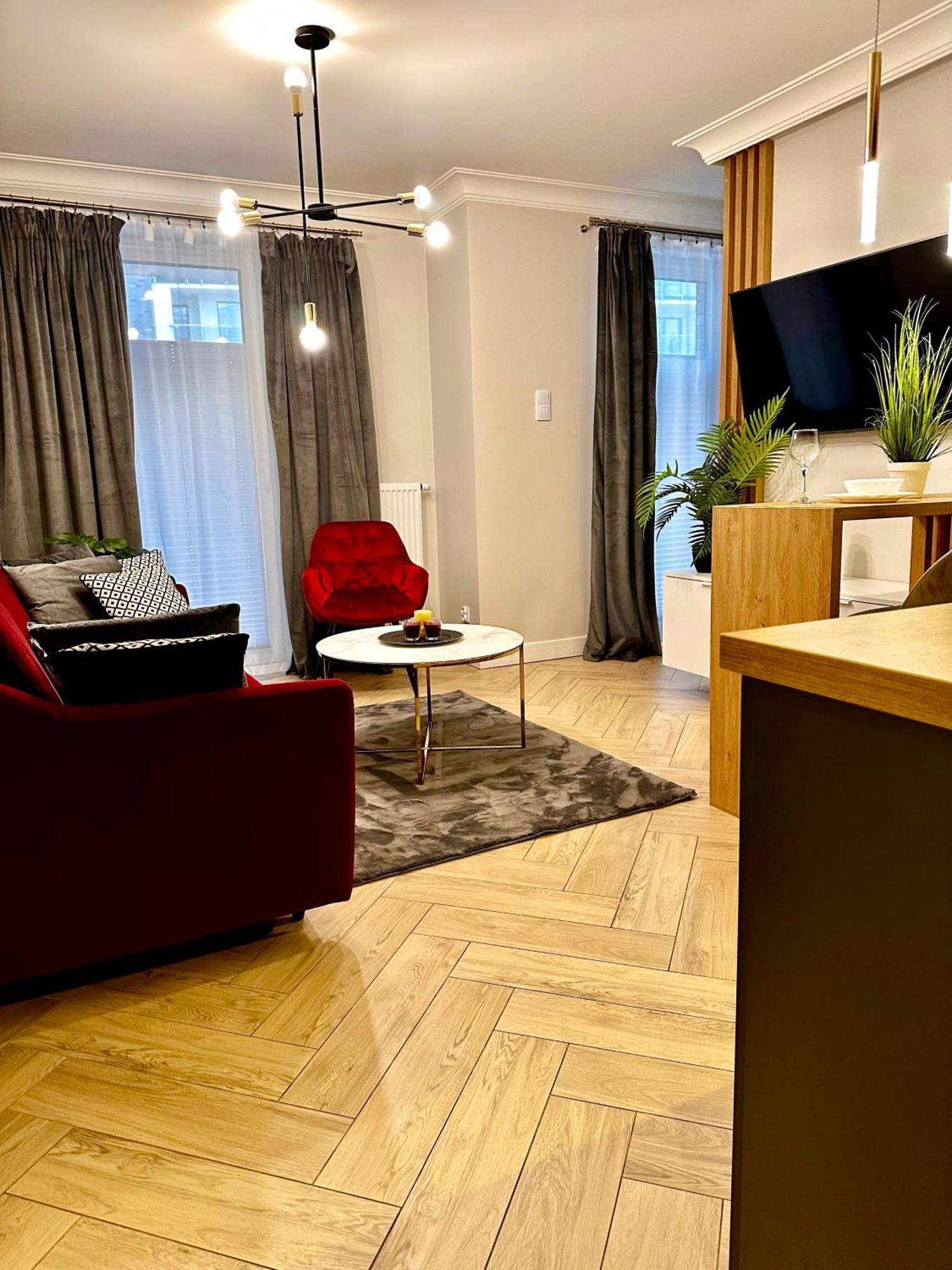 Apartamenty Kielce- Apartament Saphire Przy Zalew Kielecki, Faktura, Parking, Centrum Ngoại thất bức ảnh