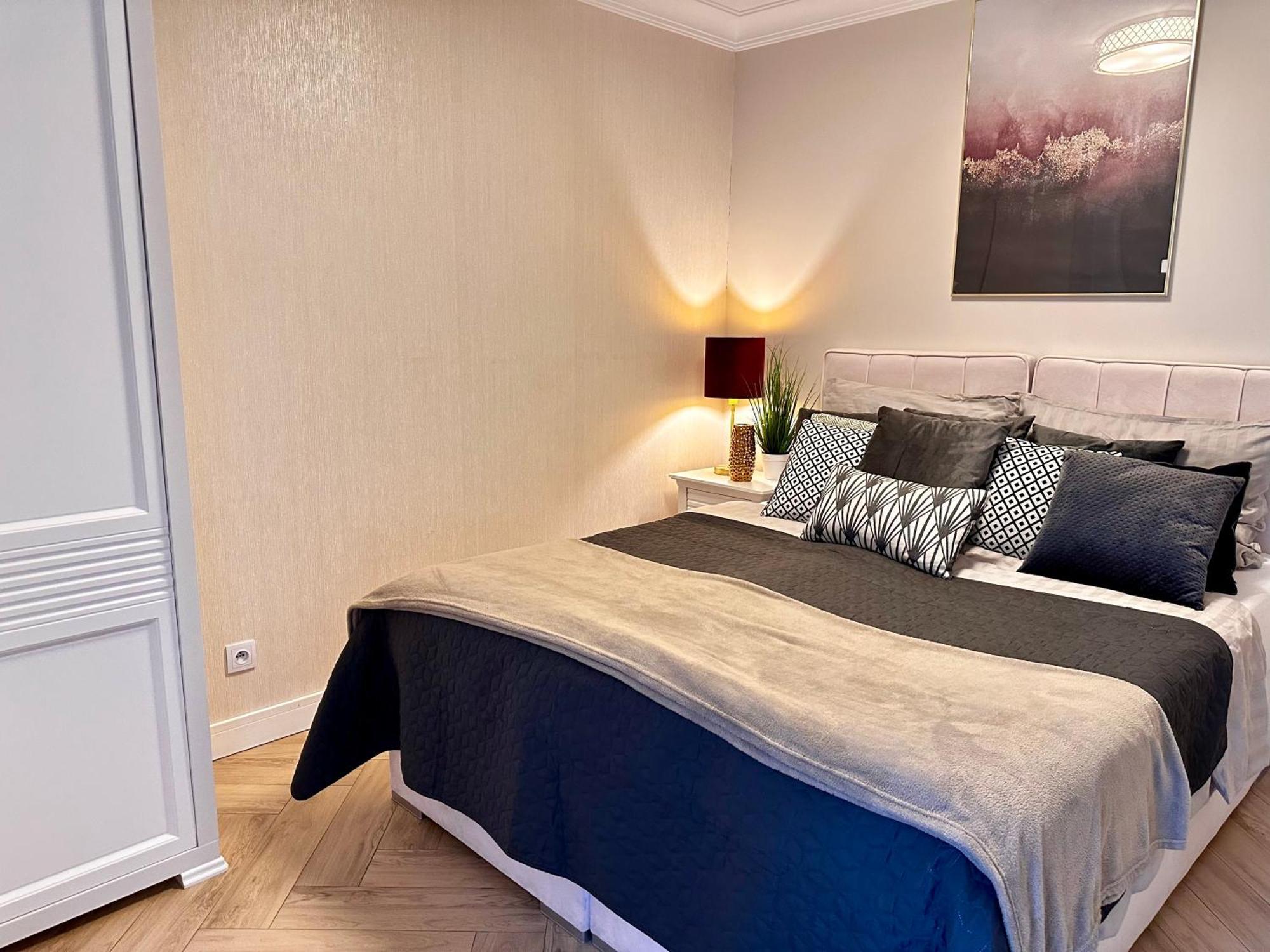 Apartamenty Kielce- Apartament Saphire Przy Zalew Kielecki, Faktura, Parking, Centrum Ngoại thất bức ảnh