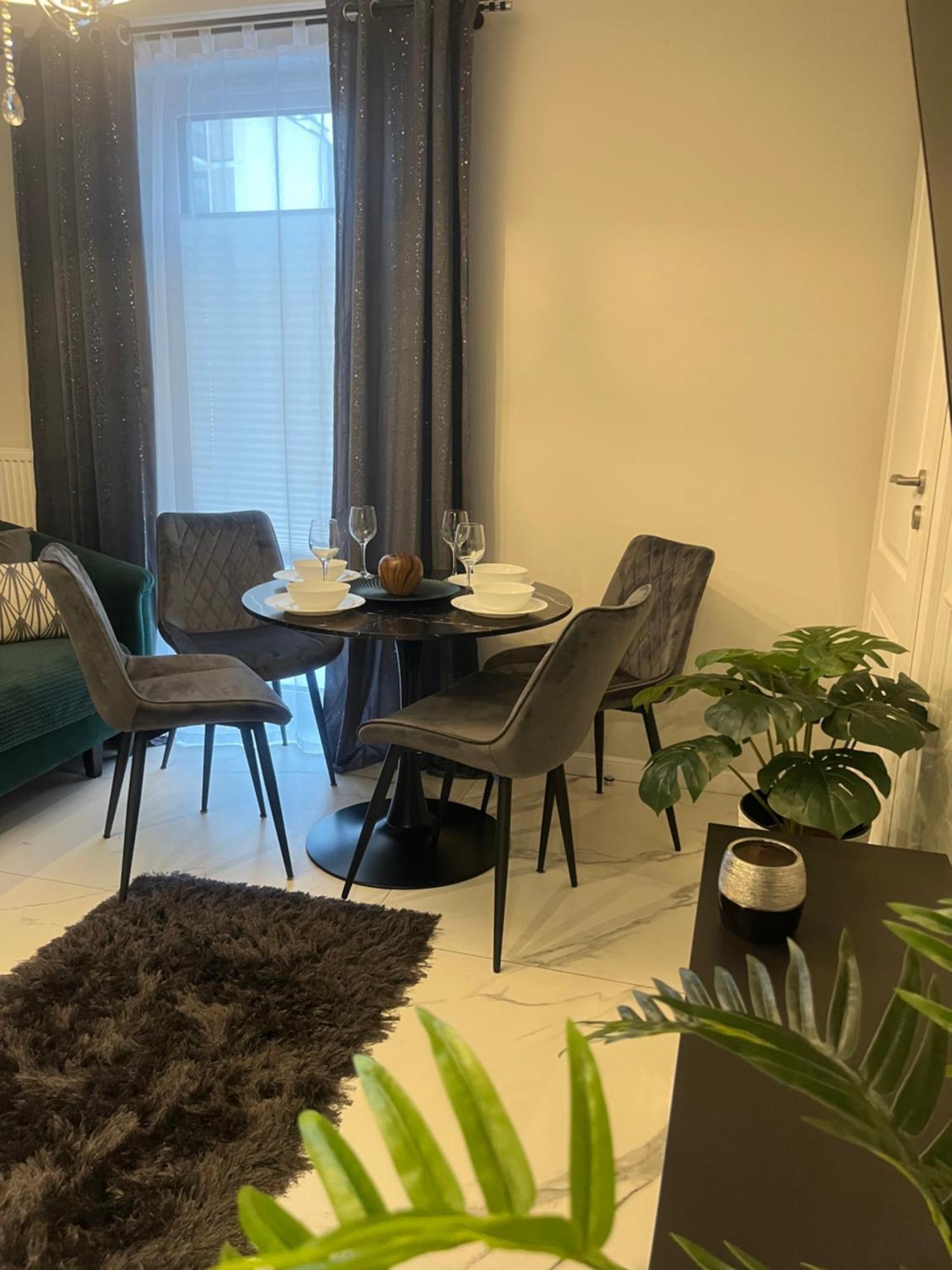 Apartamenty Kielce- Apartament Saphire Przy Zalew Kielecki, Faktura, Parking, Centrum Ngoại thất bức ảnh